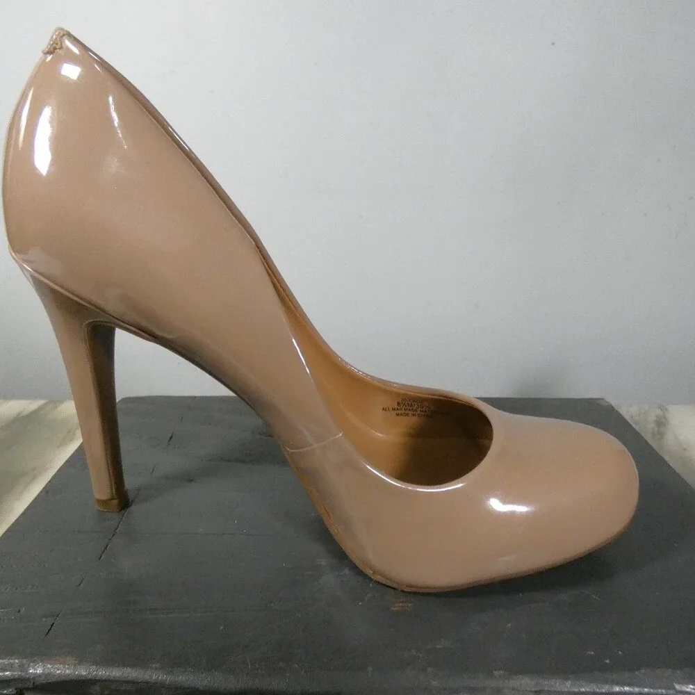 NiB Jessica Simpson Womens Calie Pump, chai Latte, 8.5,8.5 M US - Picture 3 of 15